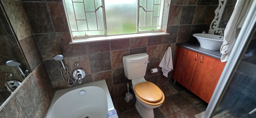 4 Bedroom Property for Sale in Wilgehof Free State